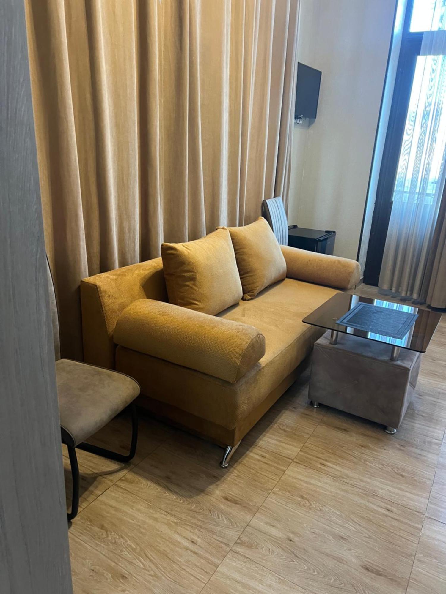 Tigran Hotel By Black & Gold Goris Extérieur photo